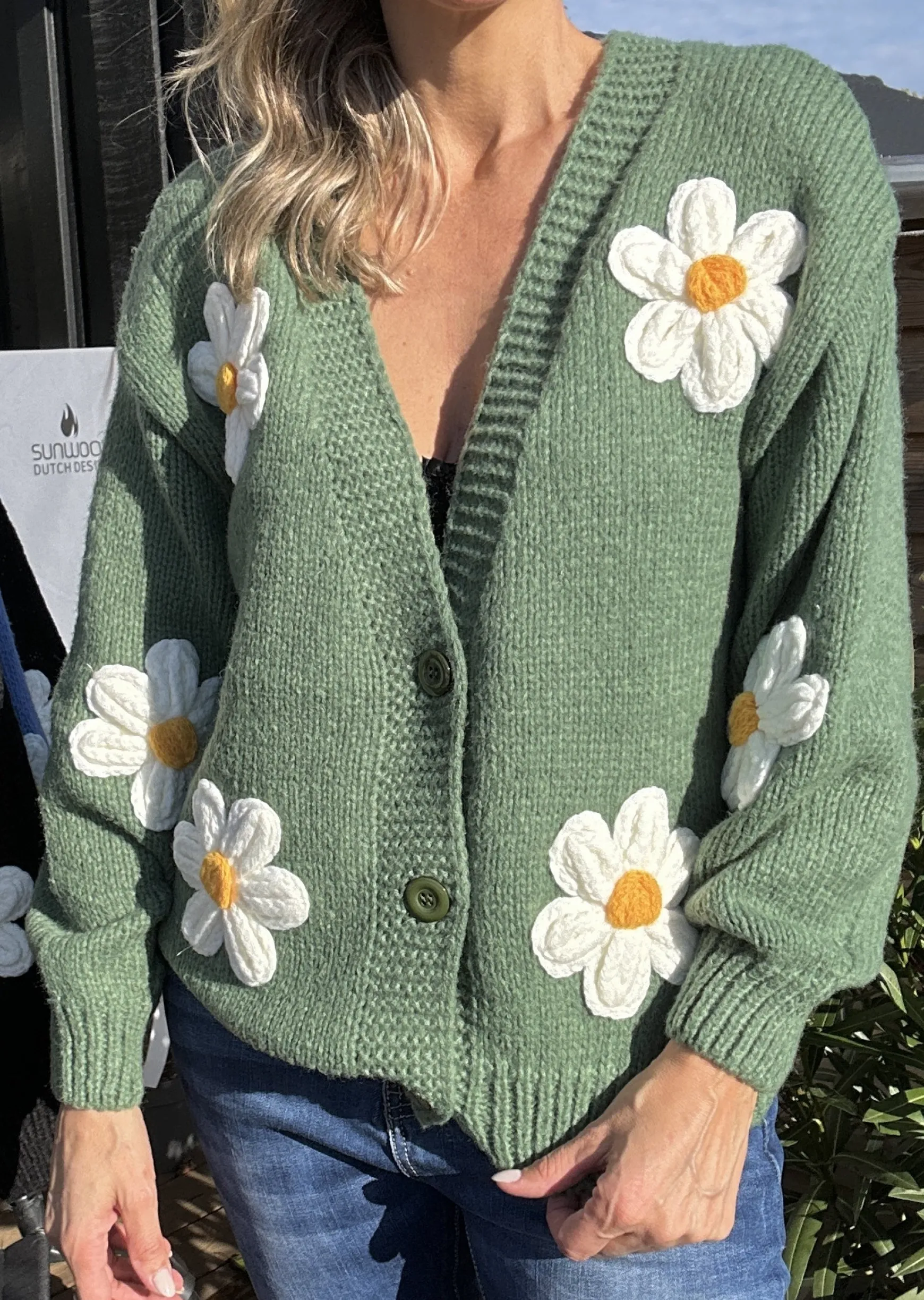 isa_margurit_cardigan__me_0-1.webp Outlet Gown Isa Margurit Cardigan 2398 Med Handlavet Blomster Green