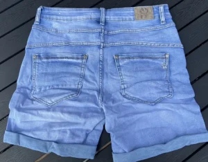 Sale Karostar Ks 88107 Shorts Denim