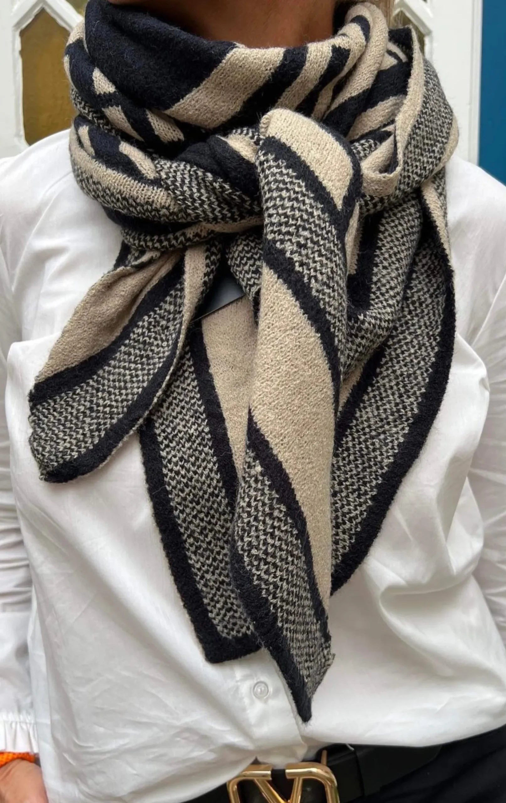 orail_lux_scarf_taupe_0.webp Best Qnuz Orail Lux Scarf Taupe