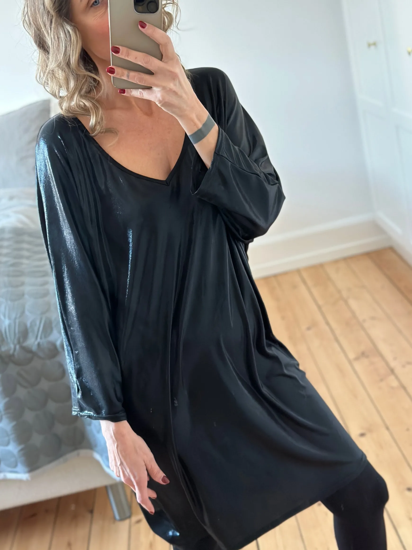 party_kjole_med_shine_bla_0.webp Hot Boho Love Party Kjole Med Shine Black