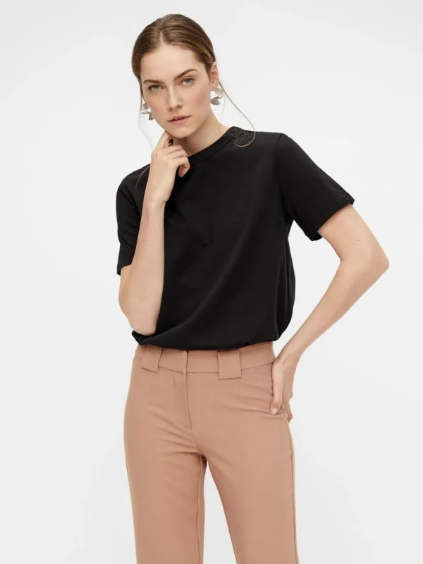 Shop YAS Sarita Ss O-Neck T-Shirt Black